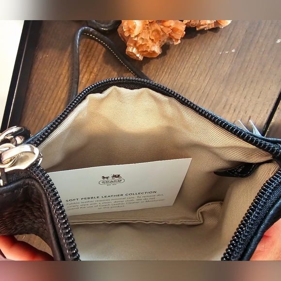 Coach Black Leather Wristlet - Picture 6 of 6